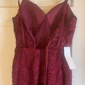 Elegant Burgundy Lace Dress